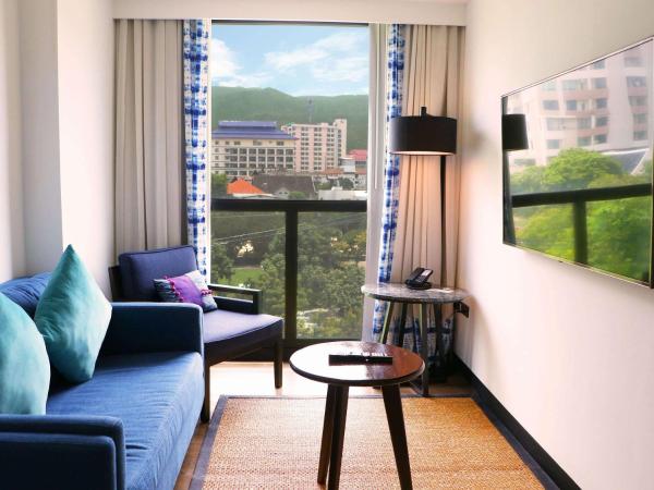 Novotel Chiangmai Nimman Journeyhub : photo 2 de la chambre suite junior - côté montagne