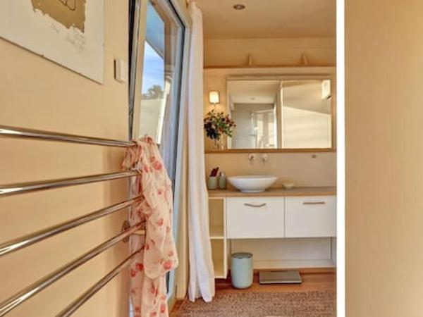 Comfortables Hausboot : photo 9 de la chambre mobile home