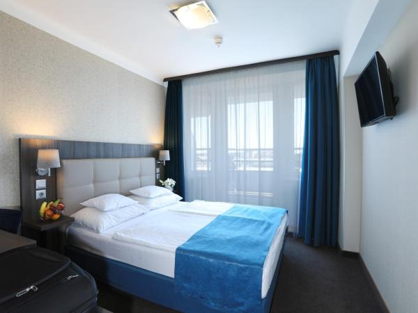 Medos Hotel : photo 1 de la chambre chambre double supérieure avec balcon