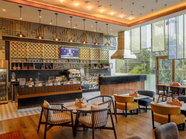 Renaissance Ahmedabad Hotel : photo 3 de la chambre superior room:2 twin bed also with 20% discount on food&beverage 