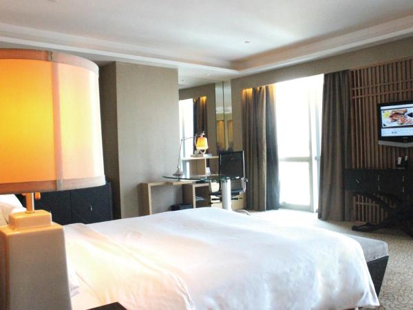 Sofitel Nanjing Galaxy : photo 3 de la chambre chambre lit king-size supérieure - vue sur ville