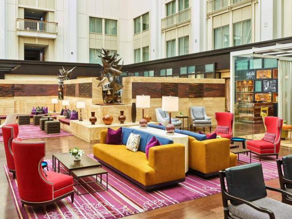 The Nines, a Luxury Collection Hotel, Portland : photo 3 de la chambre chambre lit king-size supérieure - vue sur atrium