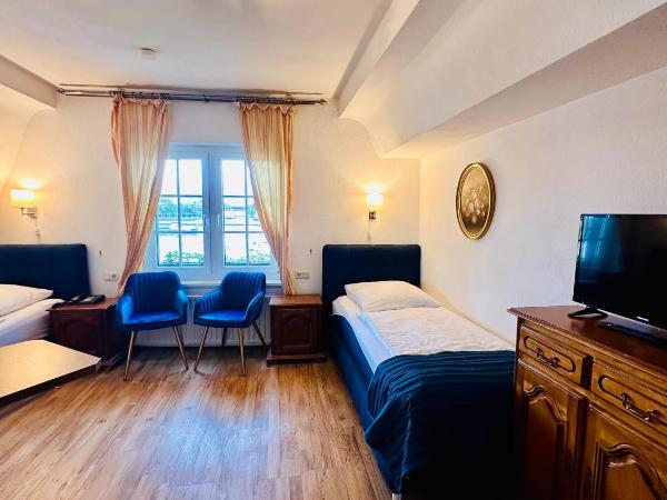 Altstadthotel Hayk am Rhein : photo 2 de la chambre twin room with rhine river view