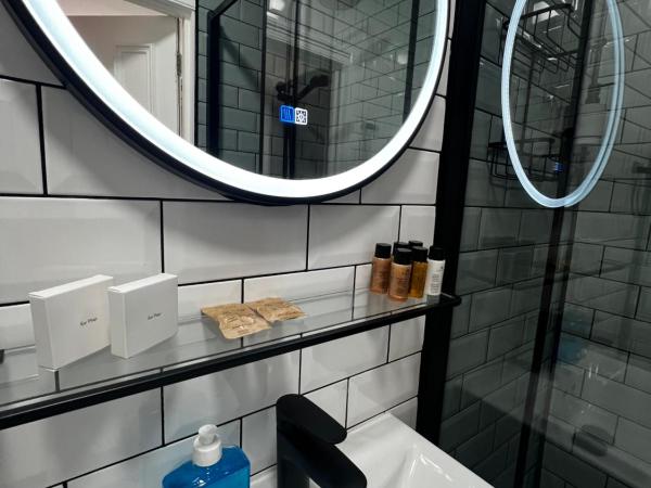 Amani Apartments - Glasgow City Centre : photo 6 de la chambre studio lit queen-size de luxe