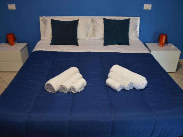 B&B Acquamarina : photo 6 de la chambre chambre double deluxe avec balcon