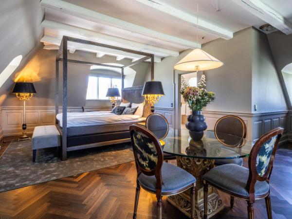 Hotel Royal : photo 7 de la chambre suite du roi