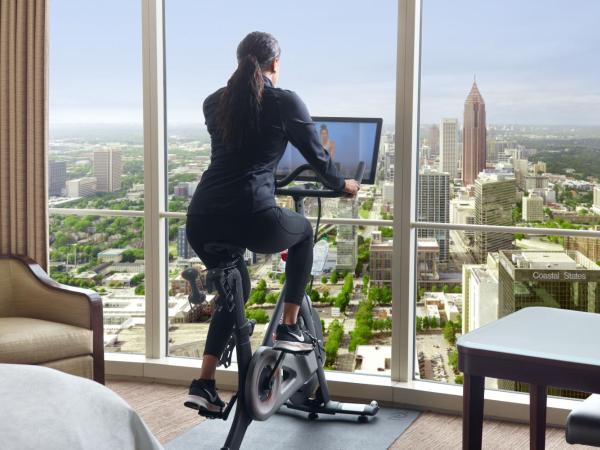 The Westin Peachtree Plaza, Atlanta : photo 2 de la chambre chambre 1 lit king-size westin workout - Étage inférieur