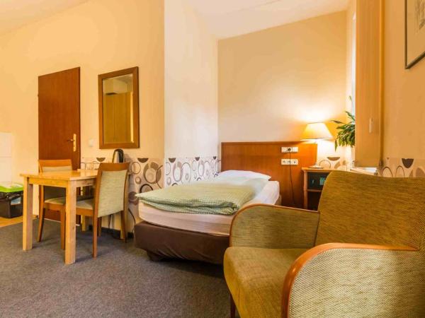 Hostel Nina : photo 4 de la chambre chambre double