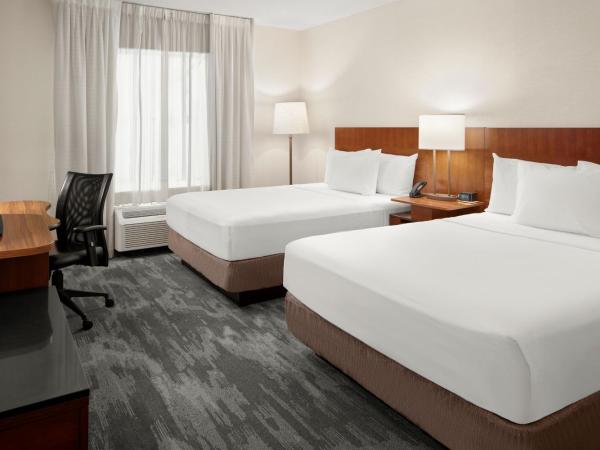 Fairfield Inn & Suites Columbus OSU : photo 2 de la chambre chambre double avec 2 lits doubles