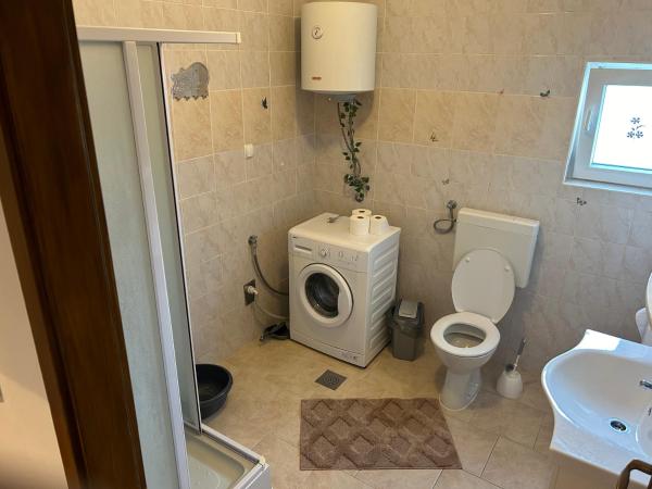 Guest House Ana : photo 7 de la chambre appartement - rez-de-chaussée