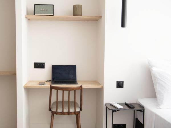 Mouchki : photo 9 de la chambre chambre double deluxe avec baignoire