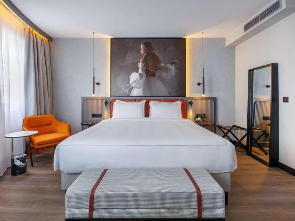 Radisson RED Berlin Kudamm : photo 2 de la chambre chambre double premium - vue sur cour