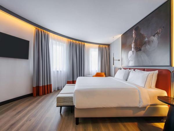 Radisson RED Berlin Kudamm : photo 3 de la chambre chambre double premium - vue sur cour