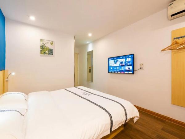 Hello Hotel 哈啰酒店广州新市百信广场店 : photo 4 de la chambre chambre simple supérieure