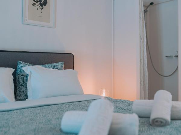 Airnite House : photo 3 de la chambre chambre double deluxe avec balcon