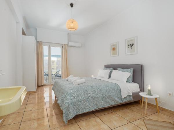 Airnite House : photo 3 de la chambre chambre double avec balcon