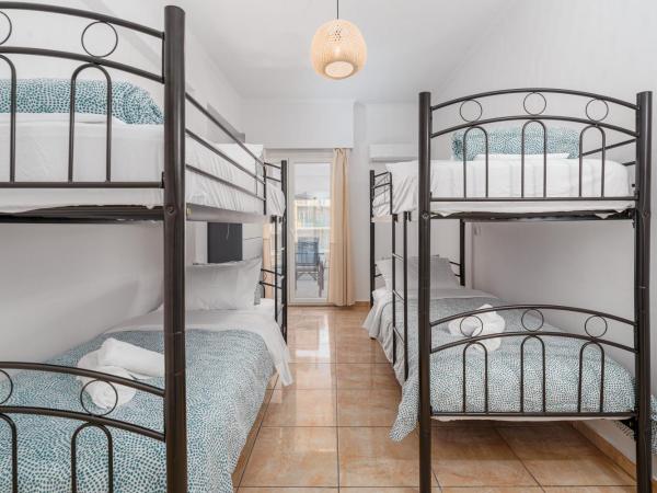 Airnite House : photo 4 de la chambre lit dans dortoir pour femmes de 4 lits