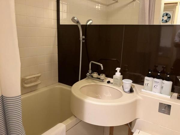 HOTEL LiVEMAX Kyoto Ekimae : photo 1 de la chambre deluxe double room with small double bed - smoking