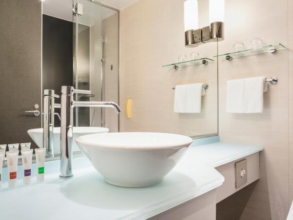 Swissotel Nankai Osaka : photo 4 de la chambre chambre lit king-size swiss select