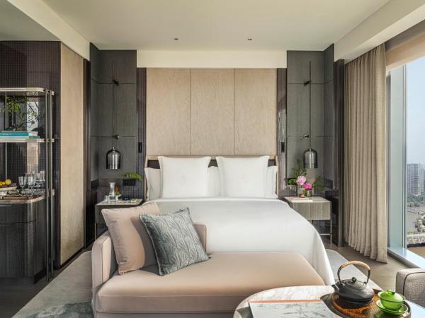 Four Seasons Hotel Hangzhou at Hangzhou Centre : photo 5 de la chambre four seasons executive room