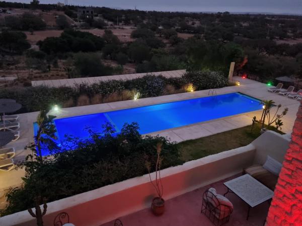 Dar Essaada : photo 5 de la chambre chambre double - vue sur piscine