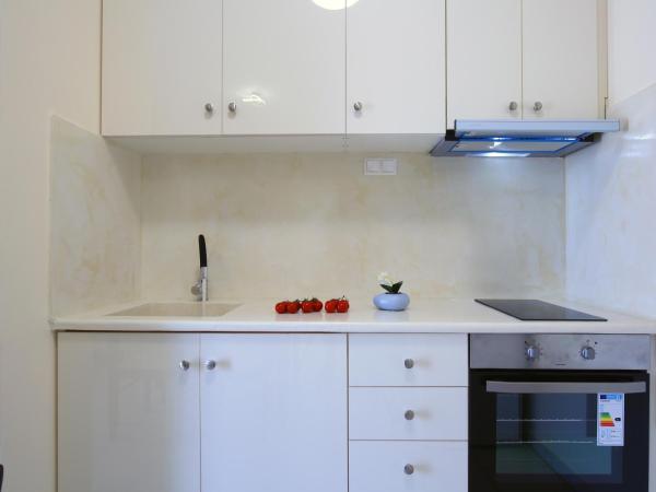 Apartments Avra : photo 8 de la chambre appartement supérieur (4 adultes)