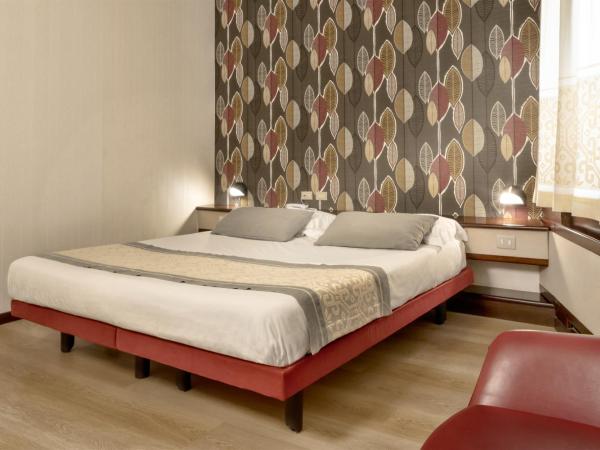 Hotel Italia : photo 3 de la chambre chambre double classique