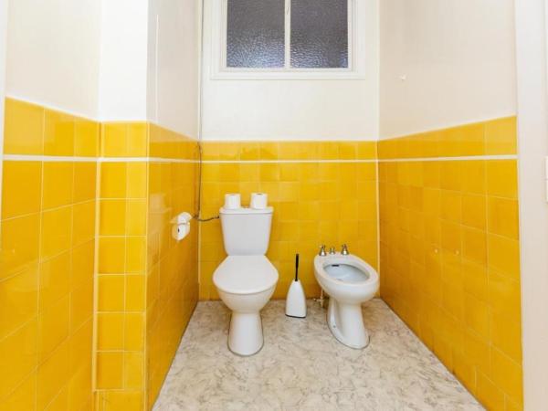 J5 Hotels Helvetie & La Brasserie : photo 9 de la chambre chambre triple