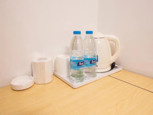 Hello Hotel 哈啰酒店广州新市百信广场店 : photo 6 de la chambre chambre simple supérieure