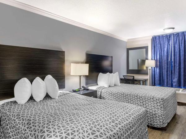 Suburban Studios International Drive : photo 2 de la chambre chambre standard avec 2 lits doubles-non-fumeurs