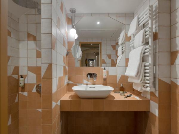 Académie Hôtel Lyon : photo 5 de la chambre suite lyon traboule