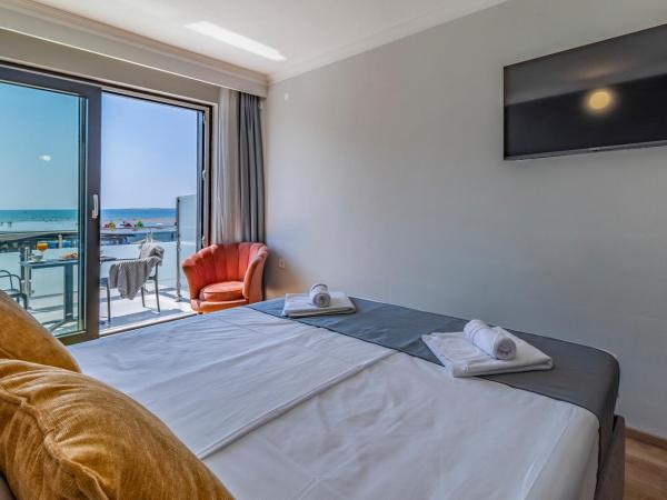 Hotel Koral : photo 5 de la chambre chambre double deluxe avec balcon - vue sur mer