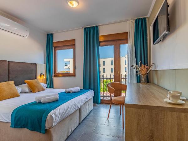 Hotel Koral : photo 3 de la chambre chambre triple standard