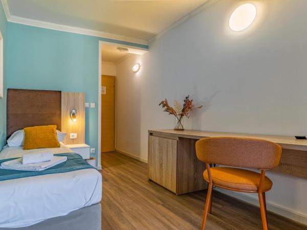 Hotel Koral : photo 5 de la chambre chambre lits jumeaux