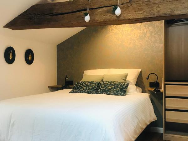 La Curiosité, Et Pop Et Chic ! : photo 1 de la chambre chambre double ou lits jumeaux avec salle de bains privative