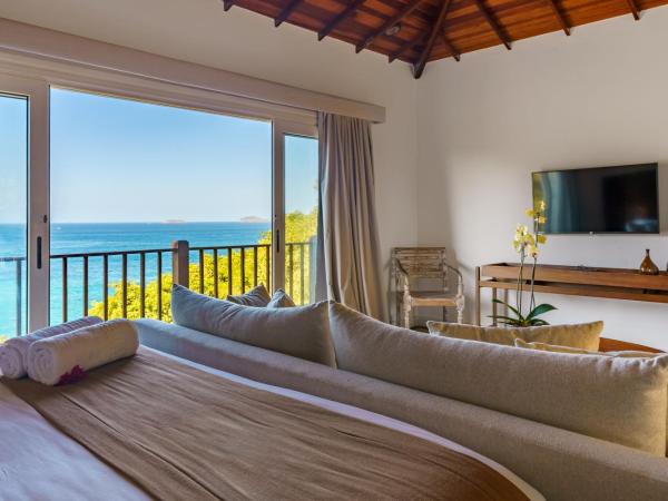 Uni Boutique Hotel & Spa : photo 2 de la chambre suite lit king-size avec baignoire spa