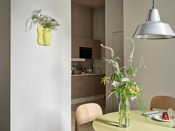 Flora Apartment Hotel : photo 9 de la chambre appartement avec terrasse