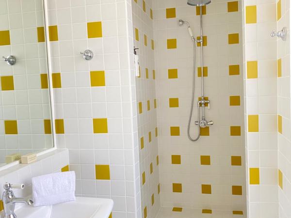 LILOU : photo 3 de la chambre chambre classique avec terrasse