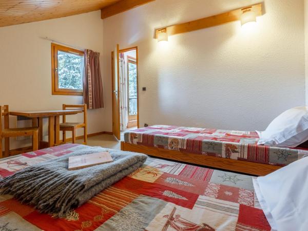 Résidence Pierre & Vacances Le Golf : photo 3 de la chambre appartement 1 chambre avec alcôve (6 personnes) 