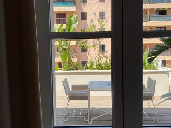 LILOU : photo 2 de la chambre chambre de luxe avec terrasse