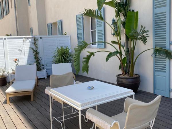 LILOU : photo 4 de la chambre chambre de luxe avec terrasse