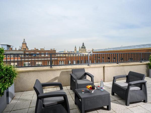 Leonardo Boutique Hotel Budapest M-Square : photo 5 de la chambre chambre confort avec terrasse