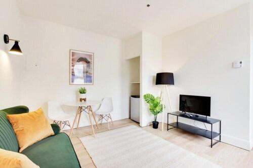 Hotel Aberdeen : photo 10 de la chambre chambre lit queen-size deluxe