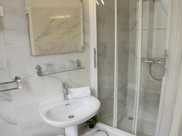 Brit Hotel Des Grands Hommes - Bordeaux Centre : photo 4 de la chambre chambre double