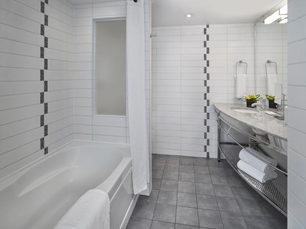 Matrix Hotel : photo 5 de la chambre suite 1 chambre lit king-size