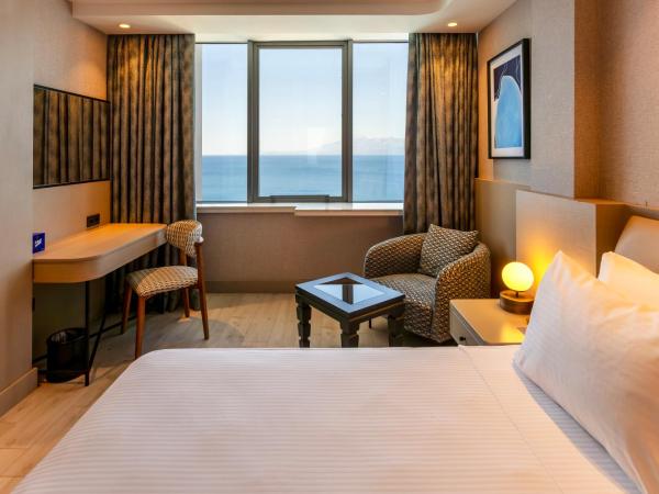 Delta Hotels by Marriott Antalya Lara : photo 7 de la chambre chambre king standard avec vue sur mer