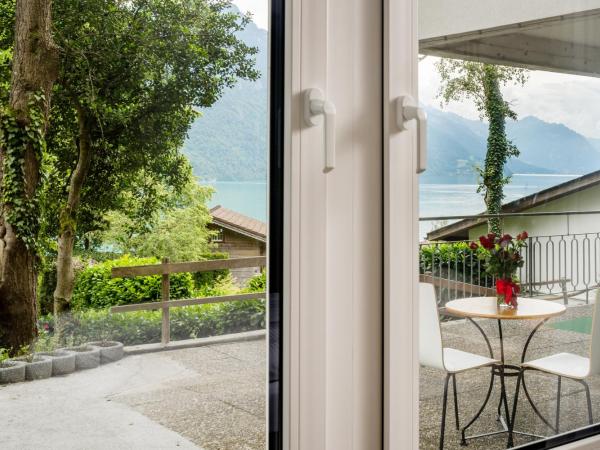 Hotel Lindenhof by Crossworld AG : photo 3 de la chambre appartement de luxe avec vue sur lac