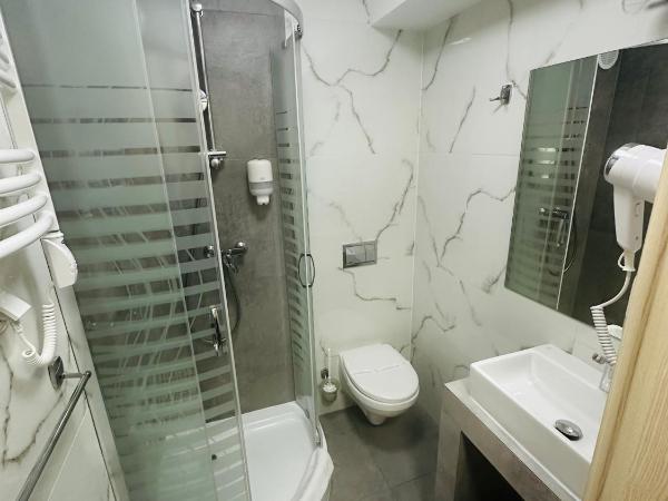 Miejsca noclegowe w Arka Medical SPA : photo 6 de la chambre double room without window