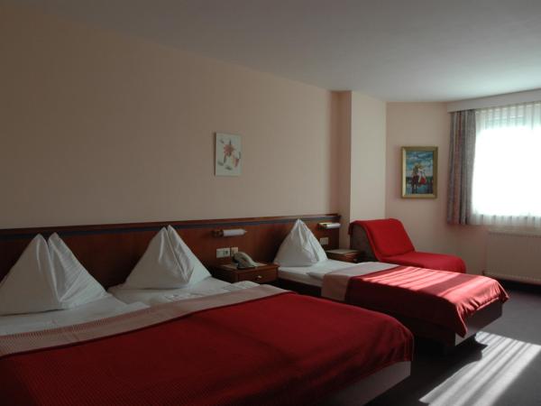 Pension Weber : photo 2 de la chambre chambre triple