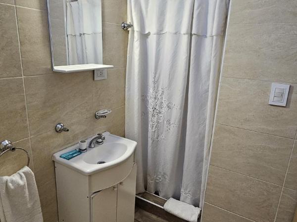 DAKAR HOSTEL : photo 2 de la chambre chambre simple